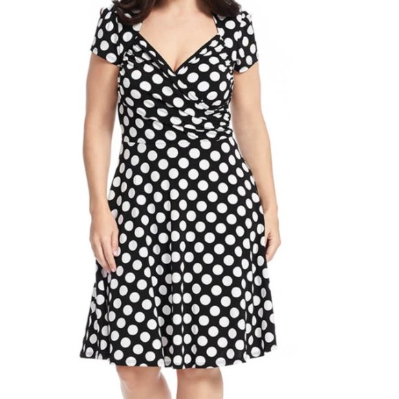Leota Dresses & Skirts - Leota Cap Sleeve Polka Dot Dress 1X